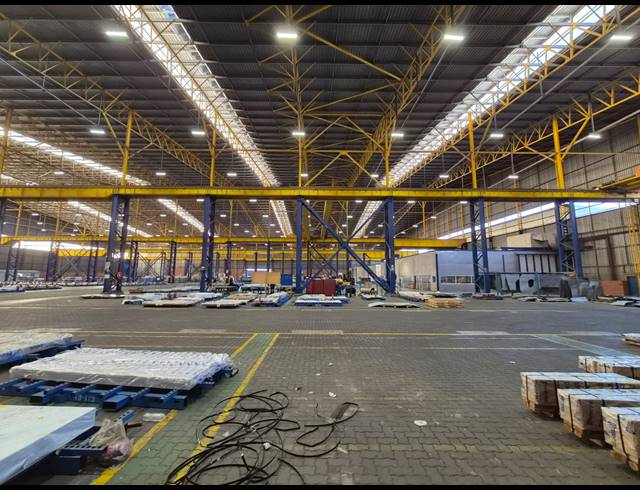 3,240M² FACTORY TO LET IN ROODEKOP